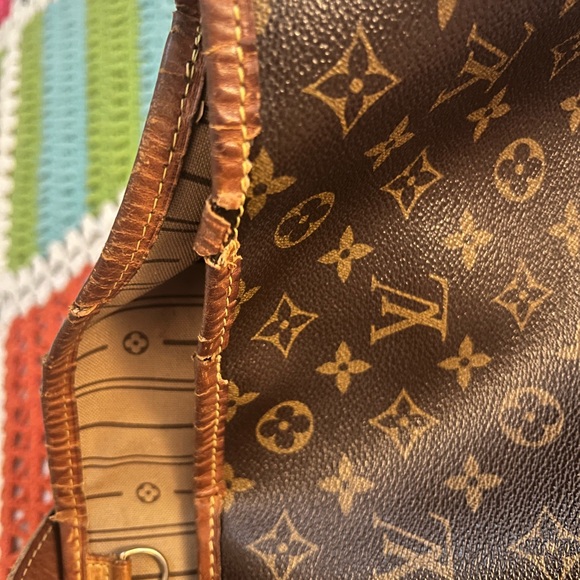 Louis Vuitton Delightful Shoulder Bag PM - Picture 10 of 12